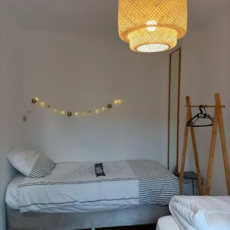 Maison Spacieuse Avec Cour Arriere *